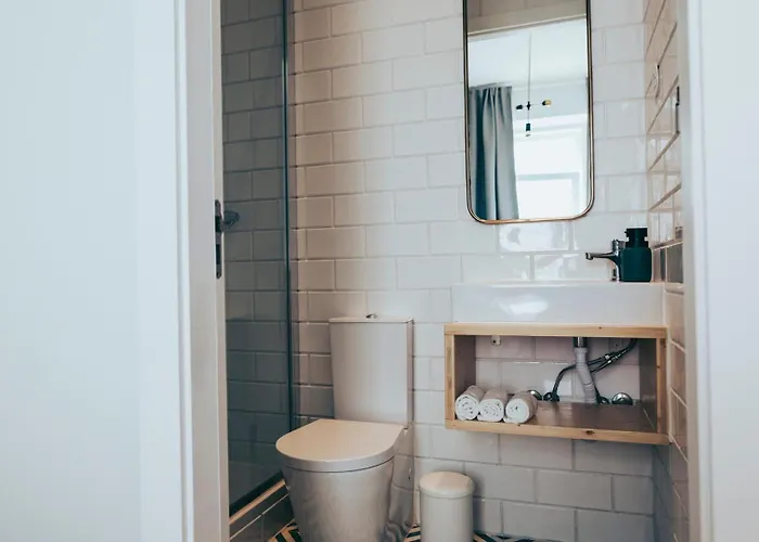 Cozy 1br Getaway Intendente | By Airnest Διαμέρισμα *