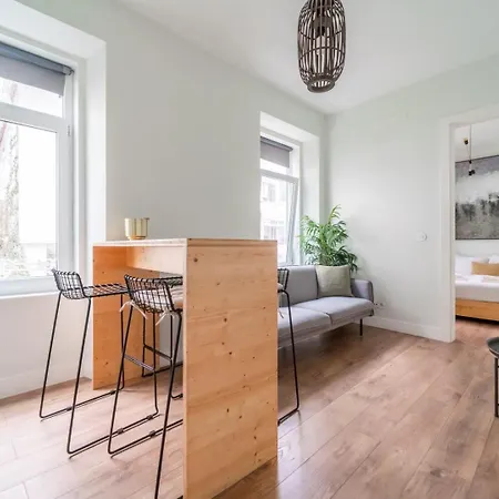 Cozy 1br Getaway Intendente | By Airnest Apartament Lizbona