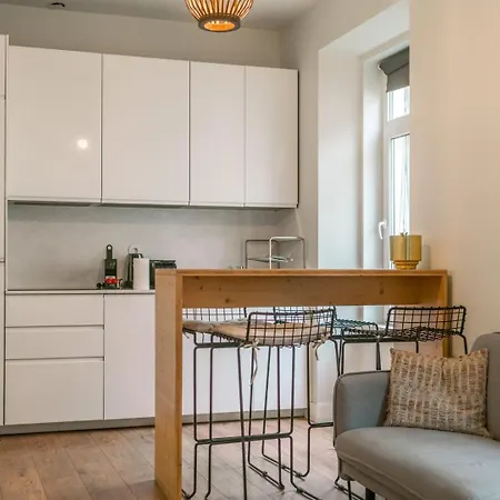 Cozy 1br Getaway Intendente | By Airnest Apartament *