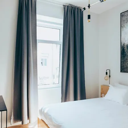 Apartament Cozy 1br Getaway Intendente | By Airnest Lizbona